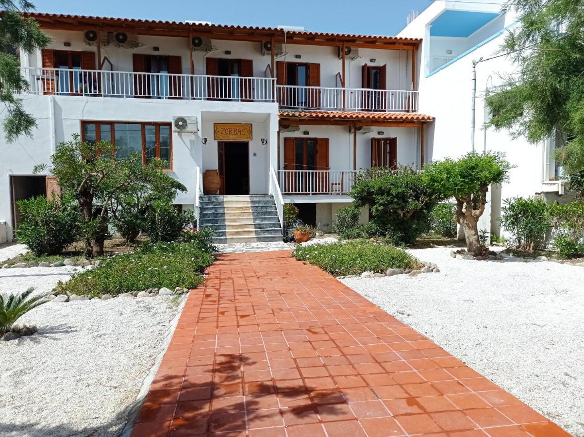 Hotel Zorbas Soúgia Exterior foto